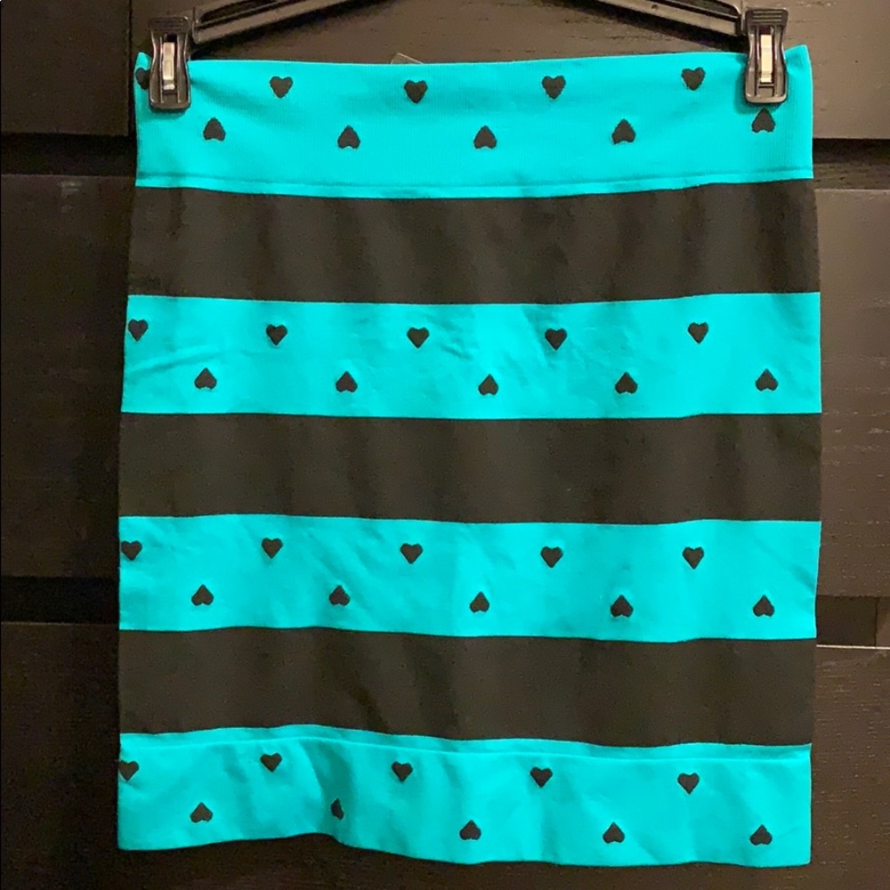 TEAL AND BLACK HEART BODYCON SKIRT - MATERIAL GIRL SMALL